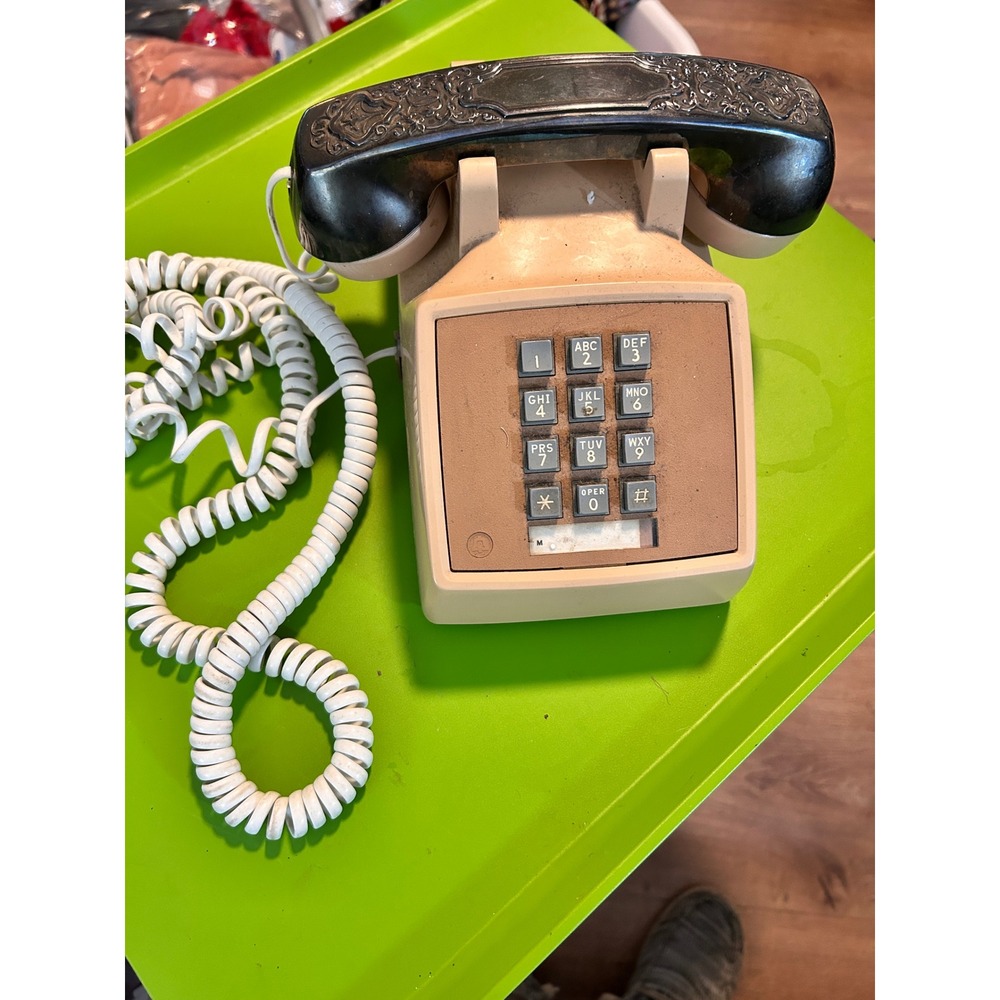 Vintage Western Electric 2500DMG Push Button Desk Phone Ornate Black Handset Tan